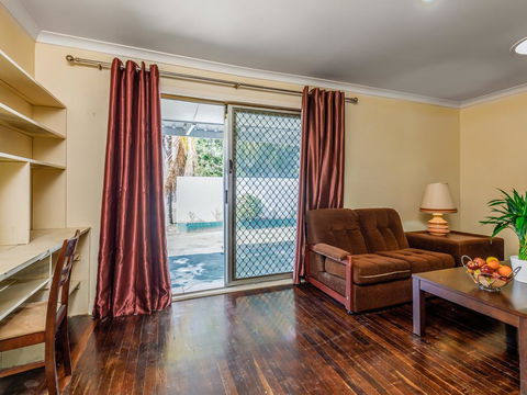 Exclusive Handy Holiday House - Accommodation in Brisbane 1