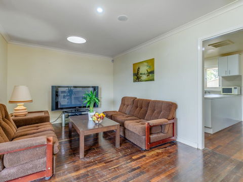 Exclusive Handy Holiday House - Accommodation in Brisbane 0