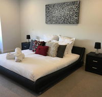 Executive Mansion Spring Racing Melbourne Cup - Accommodation in Brisbane