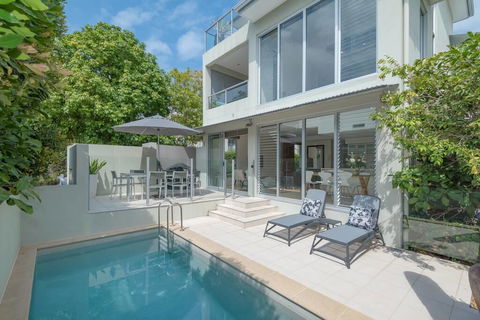Fabulous 3 Bedroom Noosa Townhouse - Accommodation in Brisbane 1