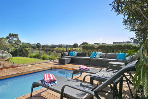 Fabulous Home - Families Only - Accommodation in Brisbane 0