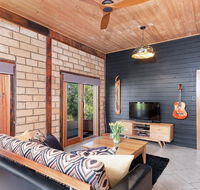 Falls River Luxury Accommodation - Accommodation in Brisbane