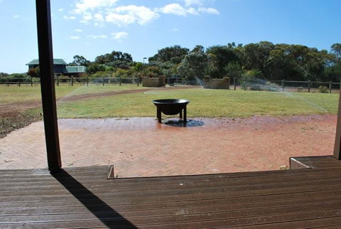 Farm Lane Retreat - Accommodation in Brisbane 3