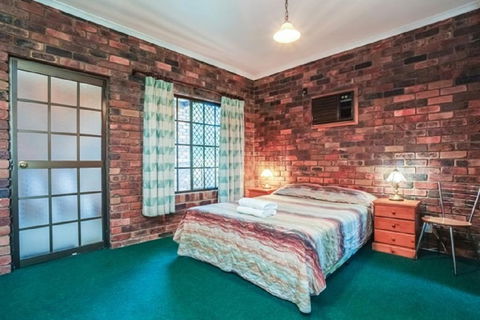 Fernvale Hotel Motel - Accommodation in Brisbane 2