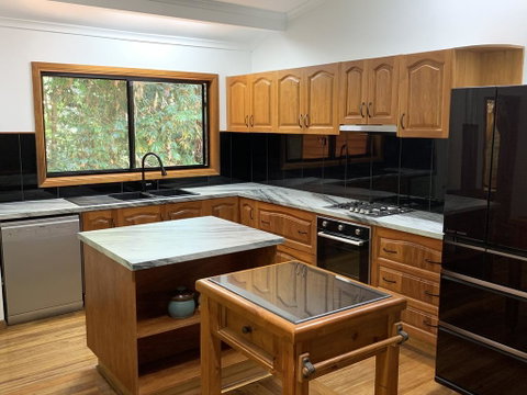 Figtree Getaway - Accommodation in Brisbane 3