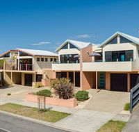 Fischer Torquay by Gold Star Stays - Accommodation in Brisbane