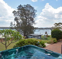 Fishing Point Shores - Accommodation in Brisbane