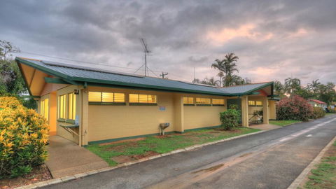 Flying Fish Point Tourist Park - Accommodation in Brisbane 1