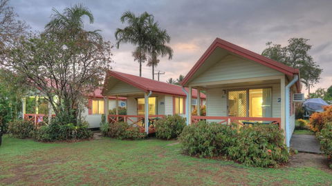 Flying Fish Point Tourist Park - Accommodation in Brisbane 0