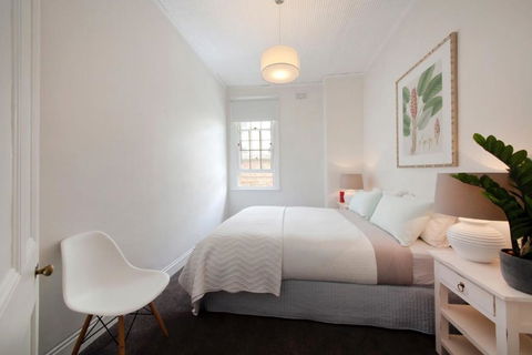 FUN TIMES In HUGE House 1 Minute To SYDNEY HARBOUR - Accommodation in Brisbane 3