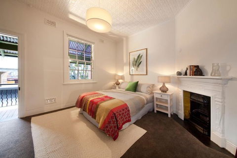 FUN TIMES In HUGE House 1 Minute To SYDNEY HARBOUR - Accommodation in Brisbane 1