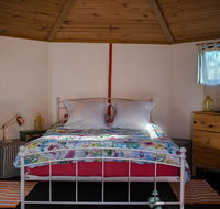 Funky Yurt on Acreage - Accommodation in Brisbane