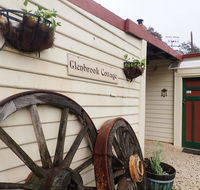 Glenbrook House  Cottage - Accommodation in Brisbane