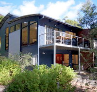 Glengarriff Townhouse 2 - Accommodation in Brisbane