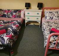 Golden Mt Rest off Pepperina Lane - Accommodation in Brisbane