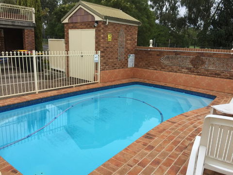 Golf Links Motel - Accommodation in Brisbane 2