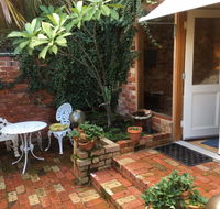 Gorgeous studio 2 minutes from the heart of Subiaco - Accommodation in Brisbane