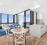 Grand Beach Views in 2-Bed Apartment With Balcony - Accommodation in Brisbane