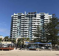 Grand Hotel Apartments Gold Coast by owner - Accommodation in Brisbane