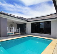 Grand Parade - Accommodation in Brisbane