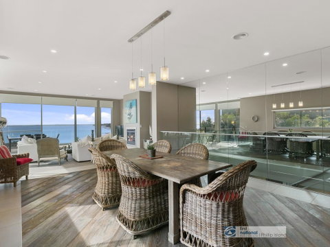 Grossard Point, The Lighthouse, Ventnor - Accommodation in Brisbane 3
