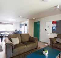 Guild House 6 Bedroom Flat - Accommodation in Brisbane