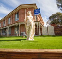 Hamilton's Queanbeyan Motel - Accommodation in Brisbane