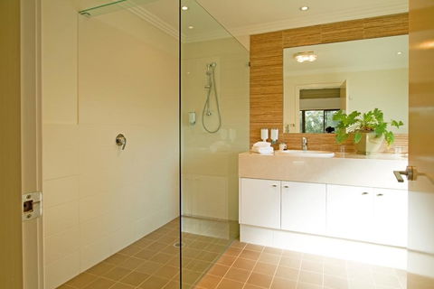Hermitage Lodge - Accommodation in Brisbane 2