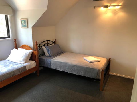 Hidden Gem Acreage Close To Terrigal Beach - Accommodation in Brisbane 2