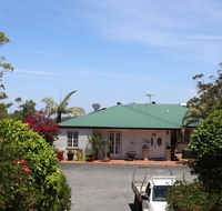 Hilltop on Tamborine - Accommodation in Brisbane