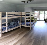 HIP NAUTIC - 100 metres to Beach - Accommodation in Brisbane