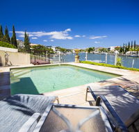 Holiday Home Luxe  Sanctuary Cove - Accommodation in Brisbane