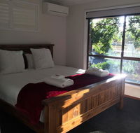 Holly House BnB - Accommodation in Brisbane