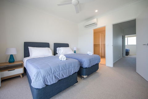 HomePlus - Lakeview Morden Townhouse - Accommodation in Brisbane 1