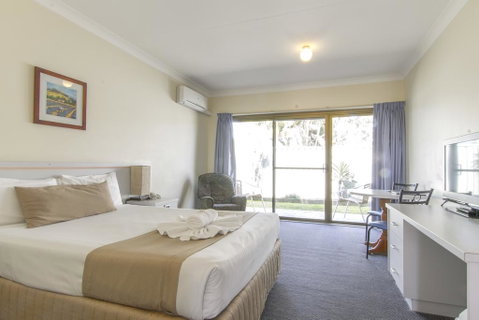 Island Palms Motor Inn - Accommodation in Brisbane 2