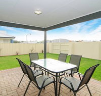 Kangaroo Retreat - Accommodation in Brisbane