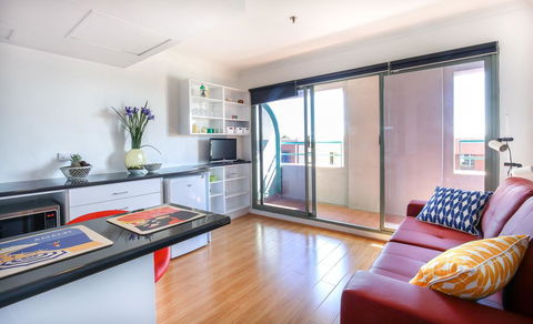 King Location - Life At Your Door - Accommodation in Brisbane 0