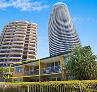 Kurrawa Lodge - Accommodation in Brisbane
