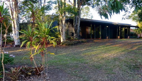 Lagoon Pocket Bed & Breakfast - Accommodation in Brisbane 0
