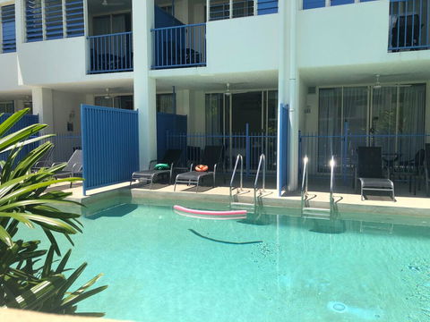 Lagoons Swim Out 2 Bedroom - Accommodation in Brisbane 2