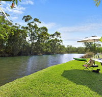Lake Frontage family fun home - Accommodation in Brisbane