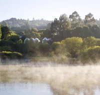 Lake House - Accommodation in Brisbane