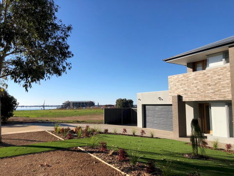 Lake Resort On Black Bull - Accommodation in Brisbane 0