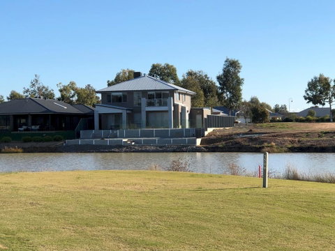 Lake Resort On Black Bull - Accommodation in Brisbane 1