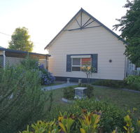 Large 6-Bedroom House with Wifi  Netflix Close to Singleton CBD Hunter Valley - Accommodation in Brisbane
