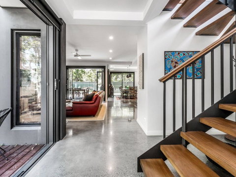 Lazy Dayz - Accommodation in Brisbane 3
