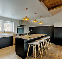 Le Chalets - Accommodation in Brisbane