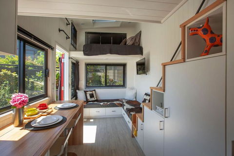 LH@LBH (Little House @ Little Blow Hole) - Accommodation in Brisbane 3