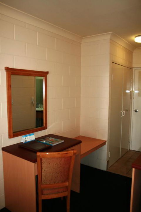Luma Luma Holiday Apartments - Accommodation in Brisbane 3