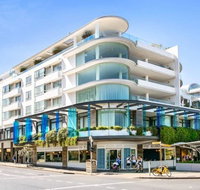 Luxurious Beach Front Apartment in 'The Pacific' - Accommodation in Brisbane